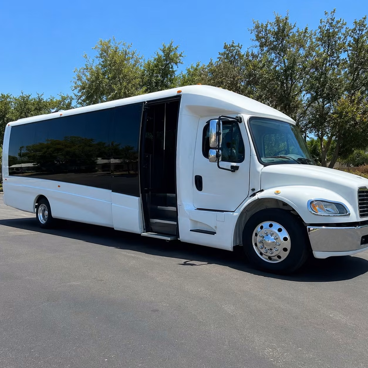 15 passenger minibus