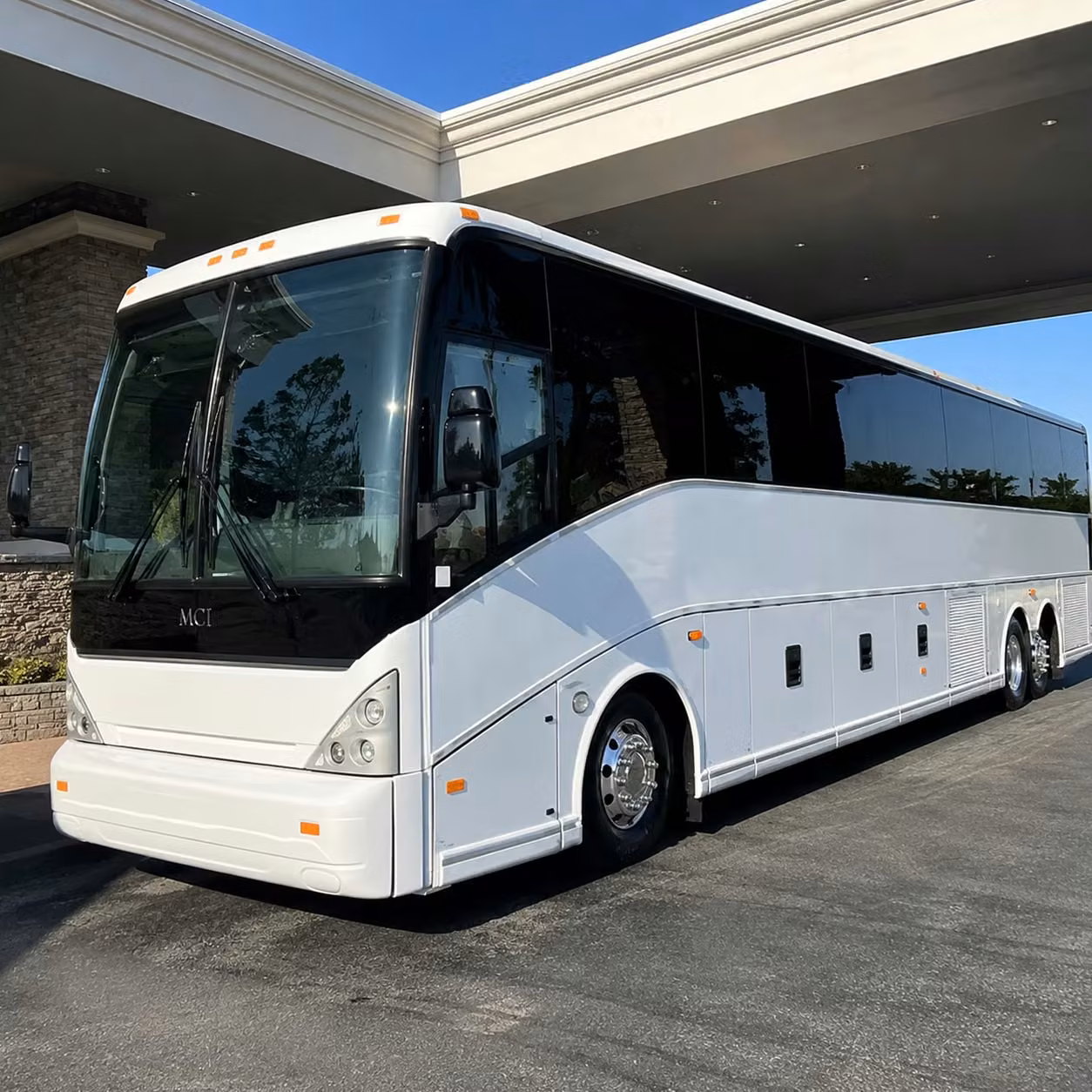 shuttling convention groups between pomona fairplex and southern california airports
